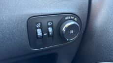 Vauxhall Crossland X 1.2T [110] Griffin 5dr [6 Spd] [Start Stop] Petrol Hatchback